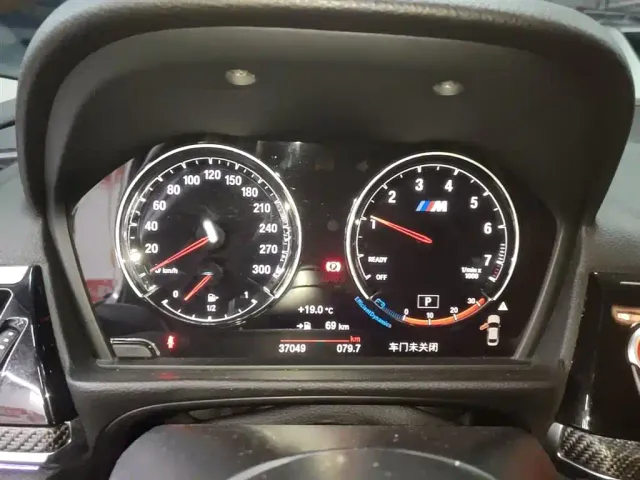 BMW 1 Series — Фото автомобиля 11