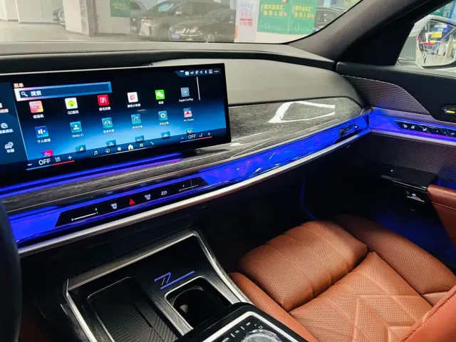 BMW 7 Series — Фото автомобиля 20
