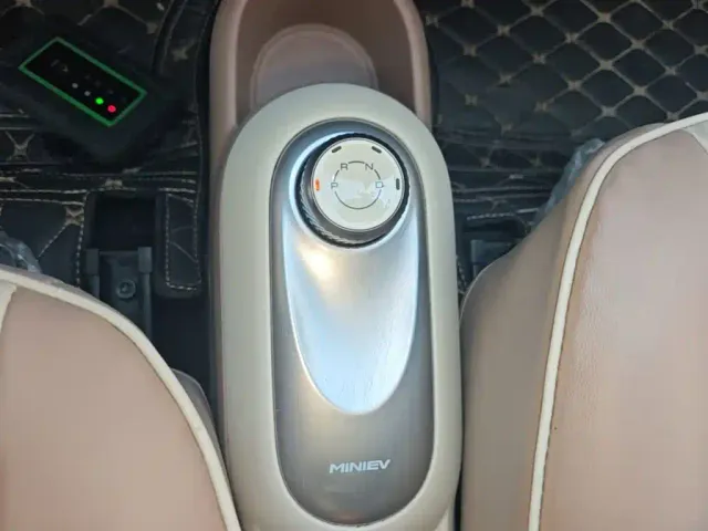 Wuling Hongguang Mini EV — Фото автомобиля 13