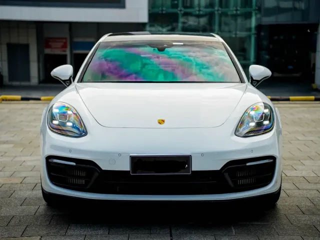 Porsche Panamera — Фото автомобиля 2