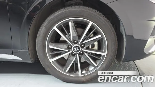 Hyundai Grandeur Новый Grandeur IG 3.0 LPi (Для проката) — Фото автомобиля 18