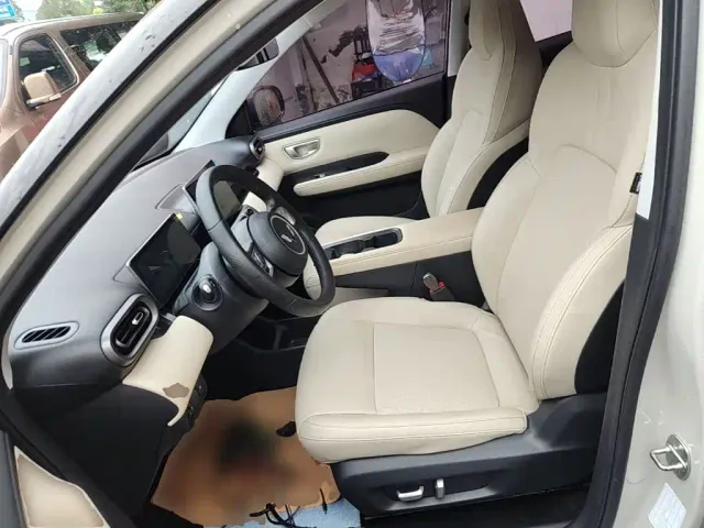Wuling Motors Wuling Binguo PLUS 2024 Model 330km 5-Seater — Фото автомобиля 14