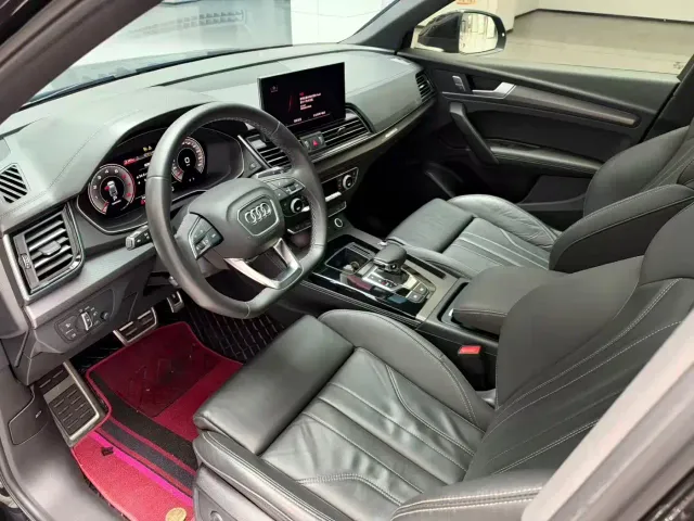 Audi Q5L — Фото автомобиля 11