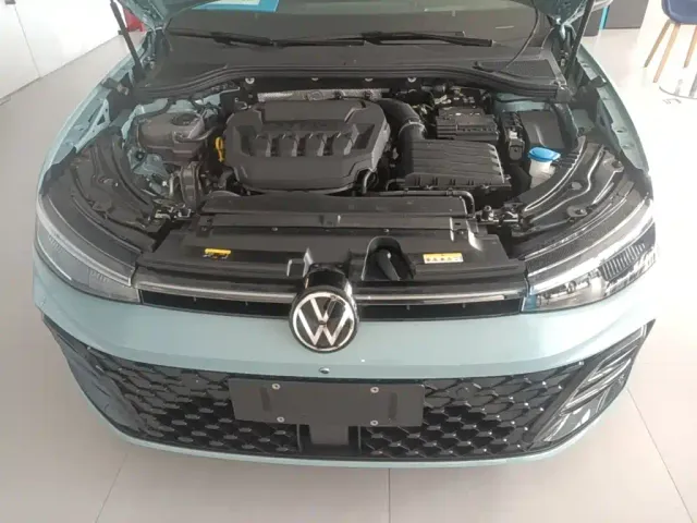 Volkswagen Passat — Фото автомобиля 24