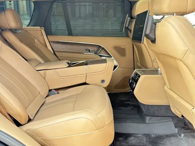 Land Rover Range Rover — Фото автомобиля 13