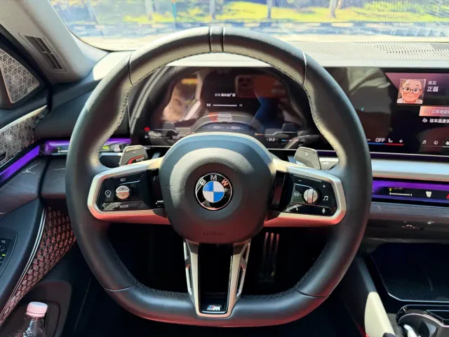 BMW 5 Series — Фото автомобиля 9