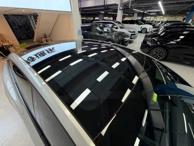 Tesla Model Y L — Фото автомобиля 27