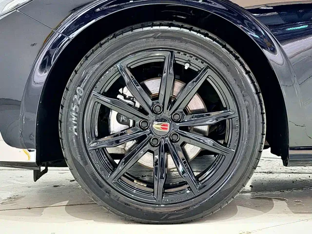 Hongqi H6 — Фото автомобиля 11