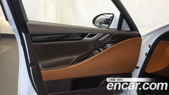 Genesis G80 RG3 — Фото автомобиля 13