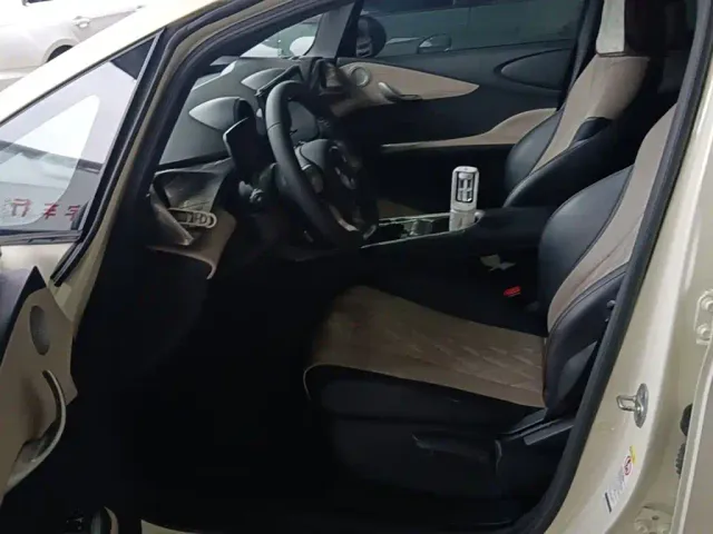 BYD Dolphin — Фото автомобиля 14
