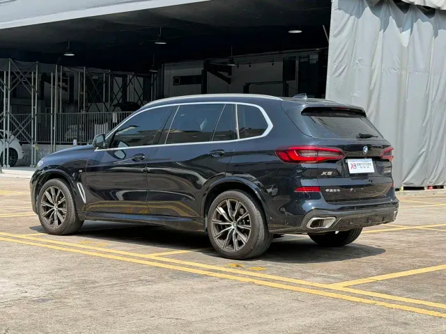 BMW X5 — Фото автомобиля 15
