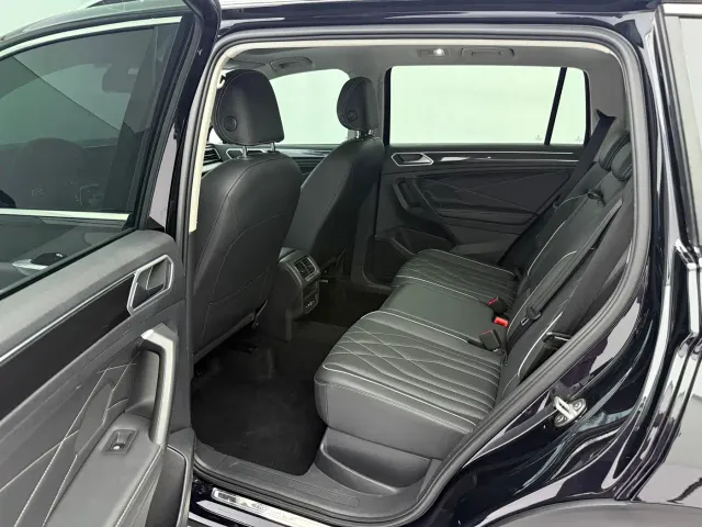 Volkswagen Tiguan L — Фото автомобиля 14