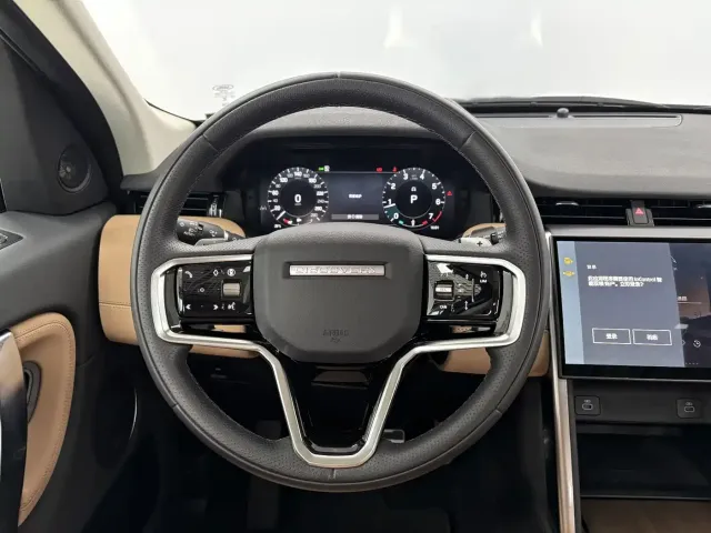 Land Rover Discovery Sport — Фото автомобиля 15
