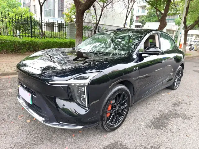 IM Motors IM LS6 2025 Extended Range Base — Фото автомобиля 2