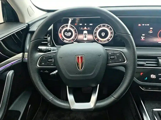 Hongqi HS5 — Фото автомобиля 15