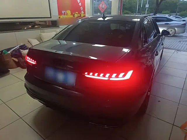 Audi A4L — Фото автомобиля 6
