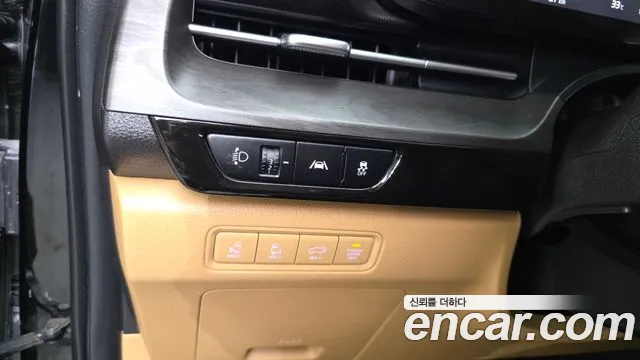 Kia Canival Carnival 4 поколение Бензин 9 мест Noblesse — Фото автомобиля 17
