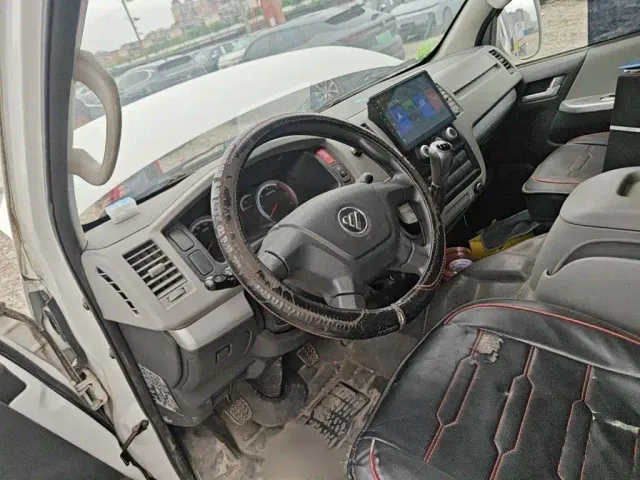 Foton Fengjing G7 — Фото автомобиля 2