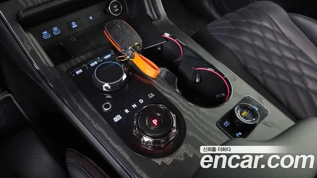 Genesis GV80 — Фото автомобиля 9