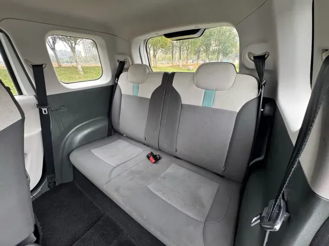 Changan Lumin — Фото автомобиля 10