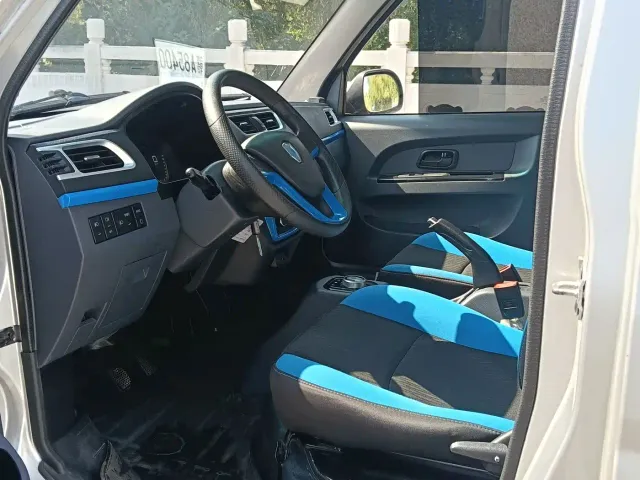 Jinbei New Dolphin EV — Фото автомобиля 10