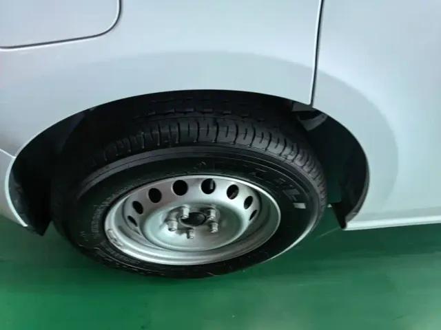 JMC E-Fushun — Фото автомобиля 22