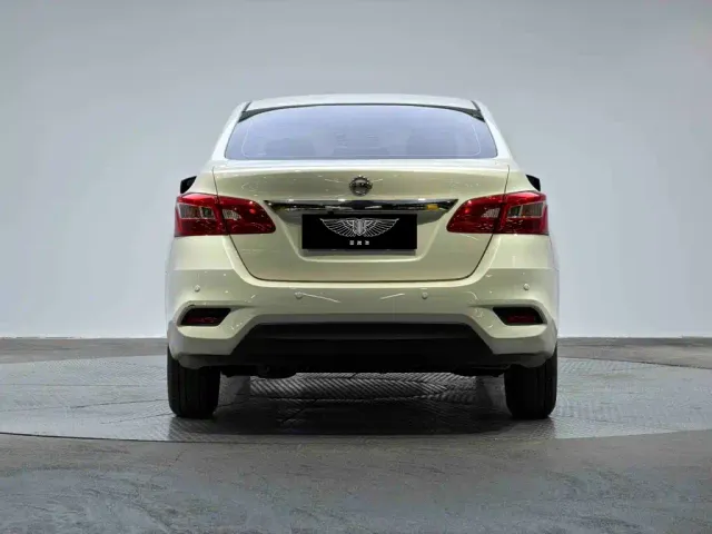 Nissan Sylphy — Фото автомобиля 3