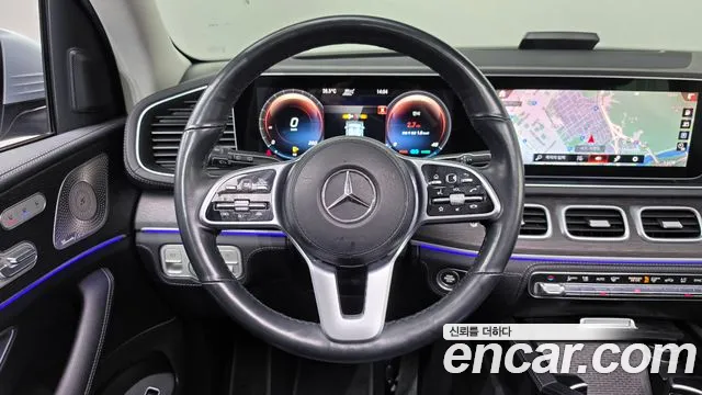 Mercedes-Benz GLE-Class — Фото автомобиля 12