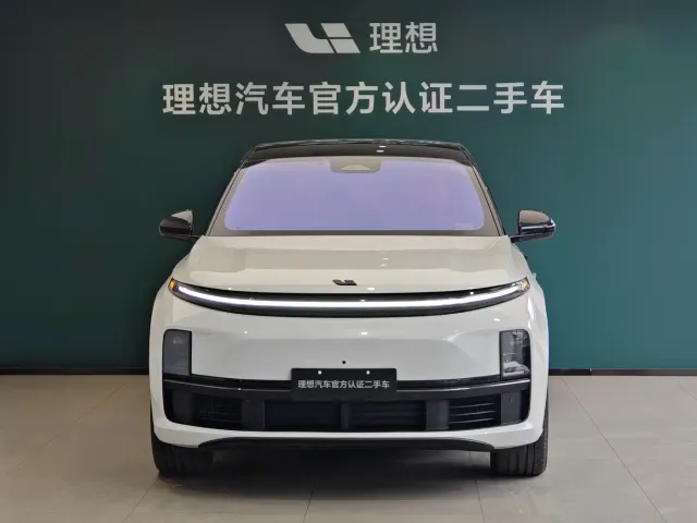 Li Auto L7 — Фото автомобиля 2