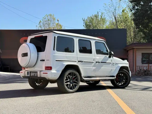 Mercedes-Benz G-Class — Фото автомобиля 3