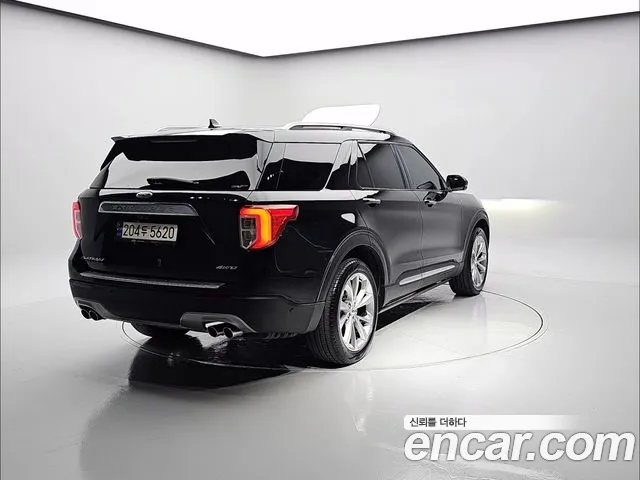 Ford Explorer Generation 6 — Фото автомобиля 2