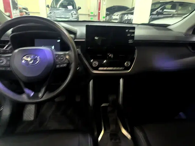 Toyota Corolla Cross — Фото автомобиля 5
