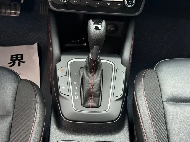 Ford Focus — Фото автомобиля 19