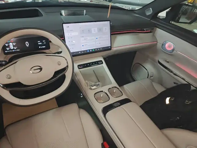 GAC Trumpchi Xiangwang S7 — Фото автомобиля 12