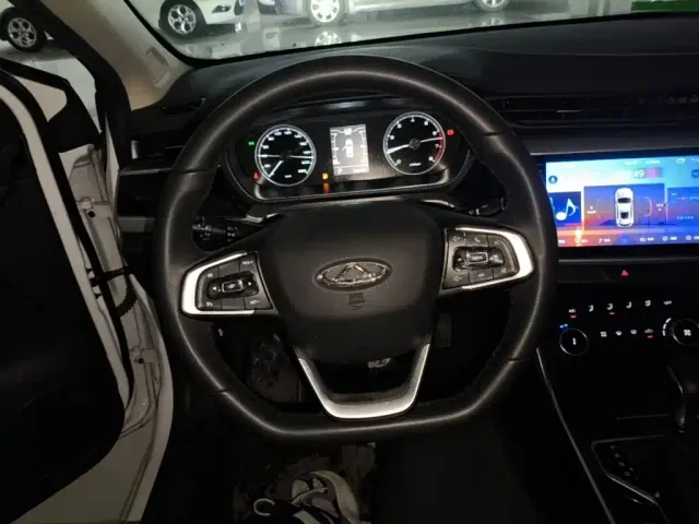 Chery Arrizo 5 — Фото автомобиля 10