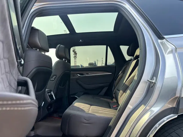 Geely Xingyue L — Фото автомобиля 5