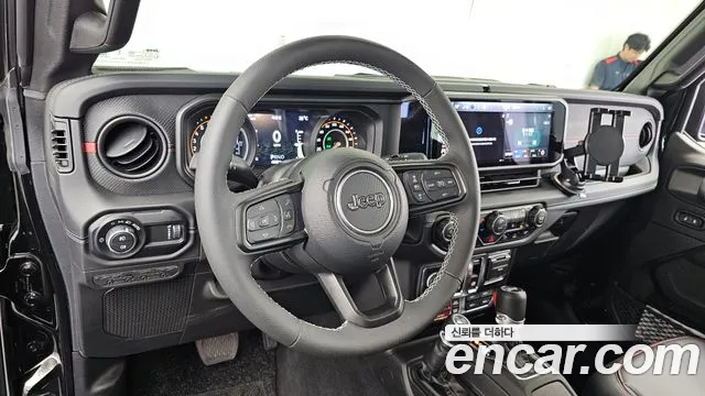 Jeep Wrangler JL — Фото автомобиля 13
