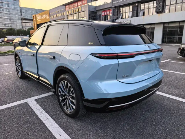 Nio ES6 — Фото автомобиля 7