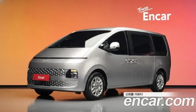 Фотография автомобиля — Hyundai Staria