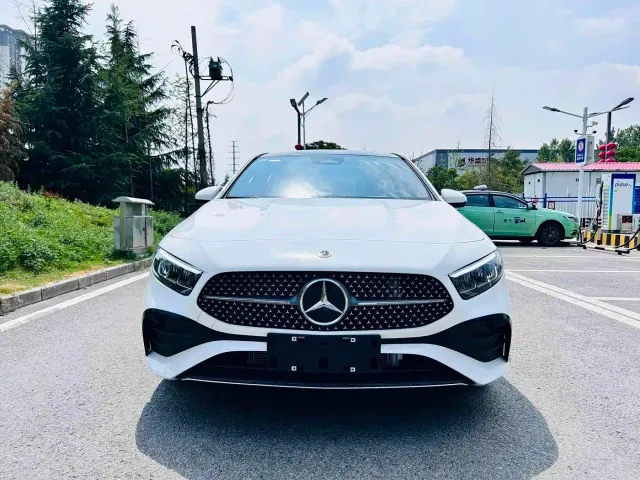 Mercedes-Benz A-Class — Фото автомобиля 2