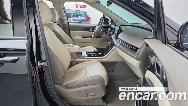 Kia Canival Carnival 4 поколение Бензин 7 мест Signature — Фото автомобиля 24