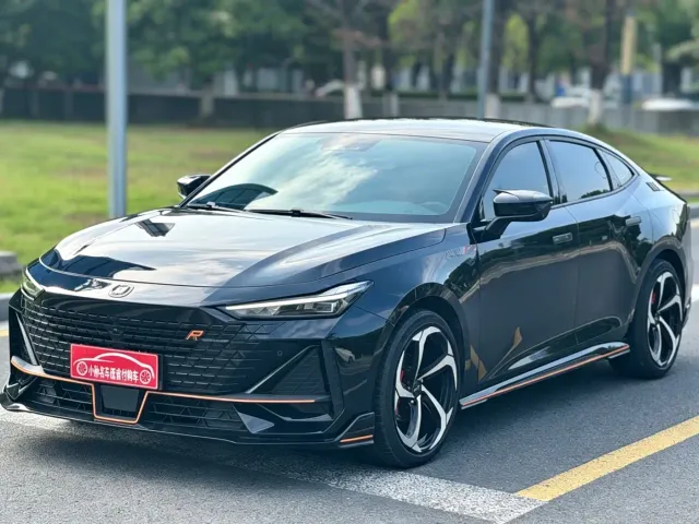Фотография автомобиля — Changan UNI-V