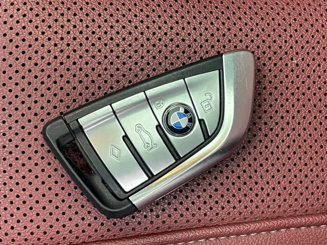 BMW 5 Series — Фото автомобиля 14