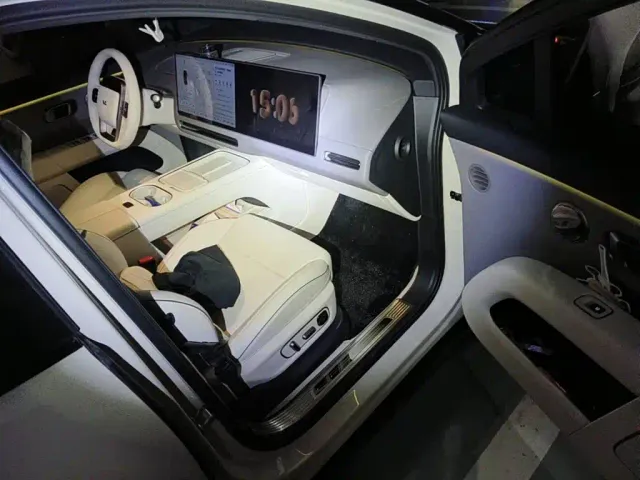 Li Auto i6 — Фото автомобиля 13