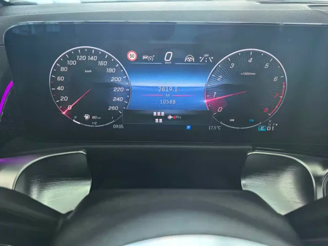 Mercedes-Benz GLB-Class — Фото автомобиля 15