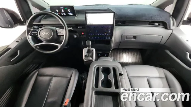 Hyundai Staria Staria 4WD Tourer 9 мест — Фото автомобиля 7