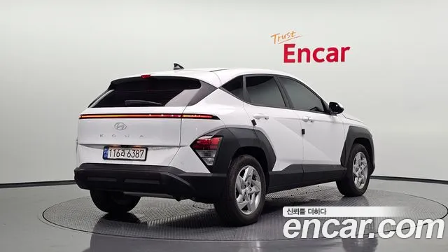 Hyundai Kona SX2 — Фото автомобиля 2