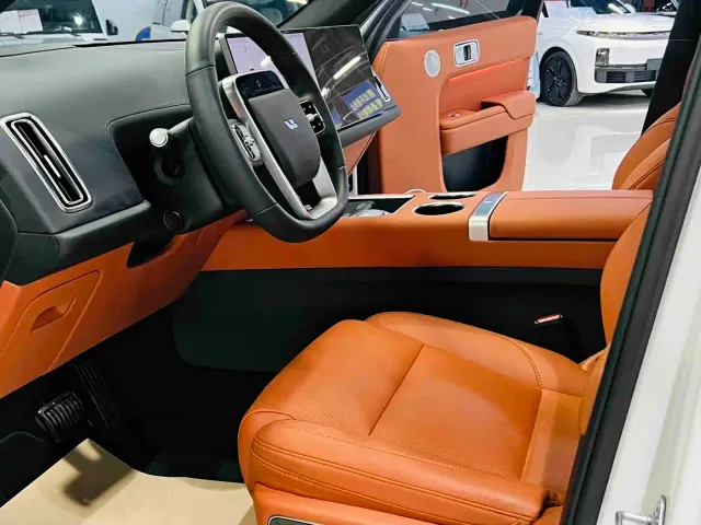 Li Auto L7 — Фото автомобиля 6