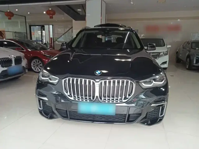 BMW X5 — Фото автомобиля 2