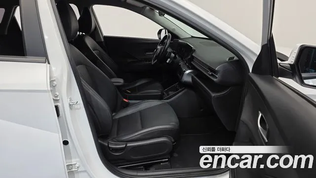 Hyundai Kona — Фото автомобиля 11